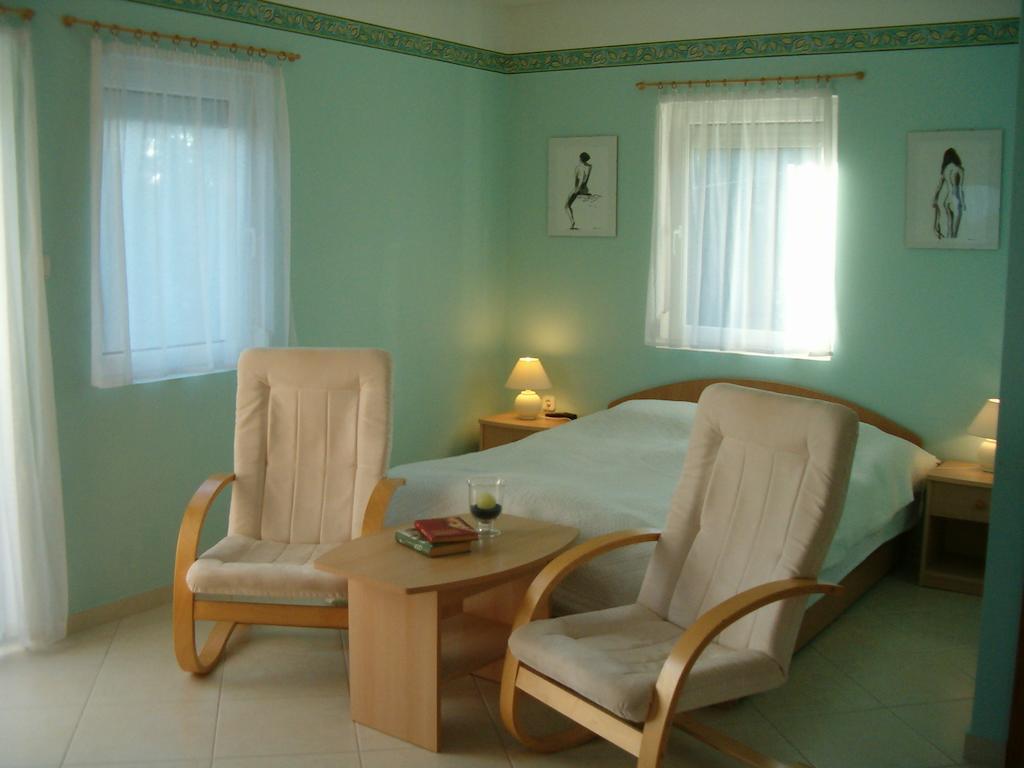 Madach Apartman Hévíz Rum bild